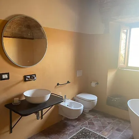 La Casa Di Mezzo * Calascio